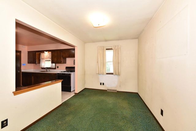 8615 W Petersik STREET, Milwaukee, WI 53224