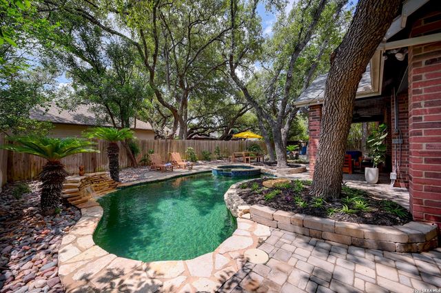 1726 Fawn Gate, San Antonio, TX 78248