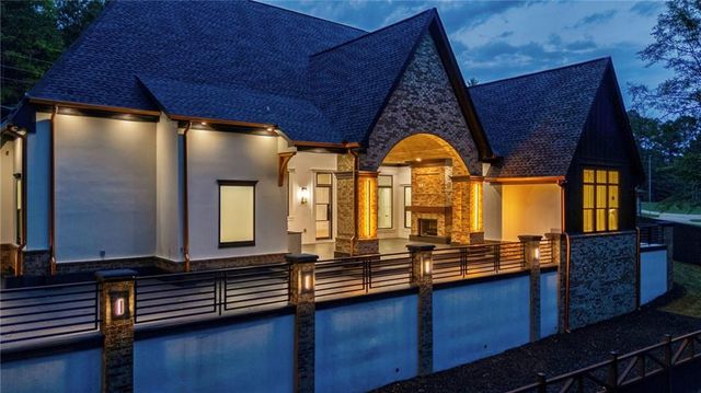 4459 Grady Smith Road, Loganville, GA 30052