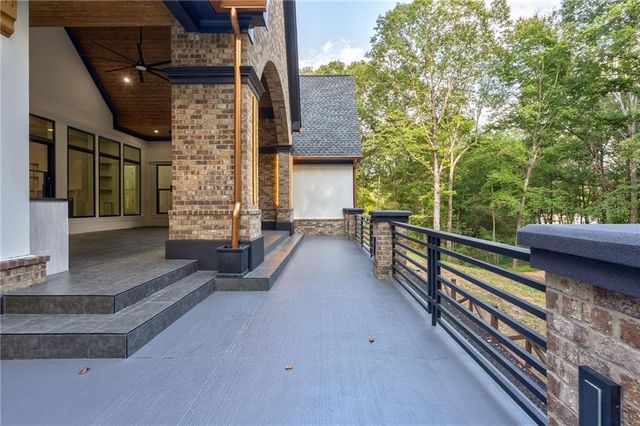 4459 Grady Smith Road, Loganville, GA 30052