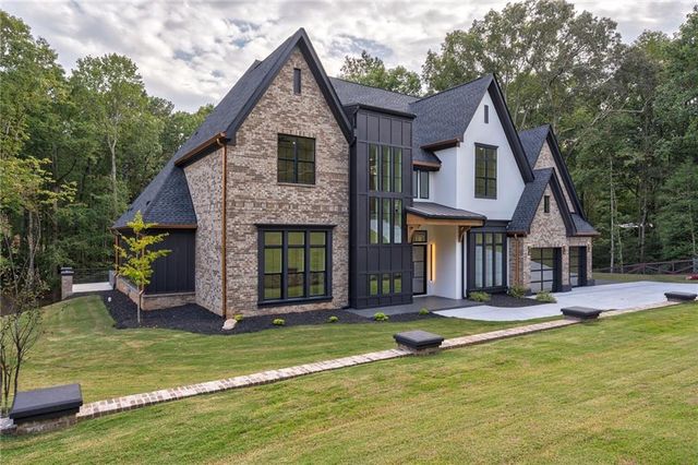 4459 Grady Smith Road, Loganville, GA 30052