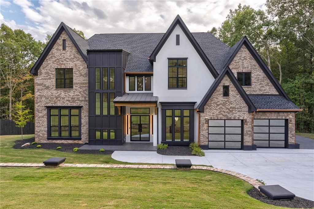 4459 Grady Smith Road, Loganville, GA 30052