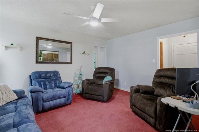 5164 Double Oaks Drive, Fayetteville, NC 28306