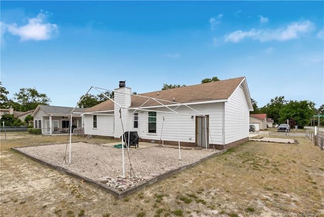 5164 Double Oaks Drive, Fayetteville, NC 28306