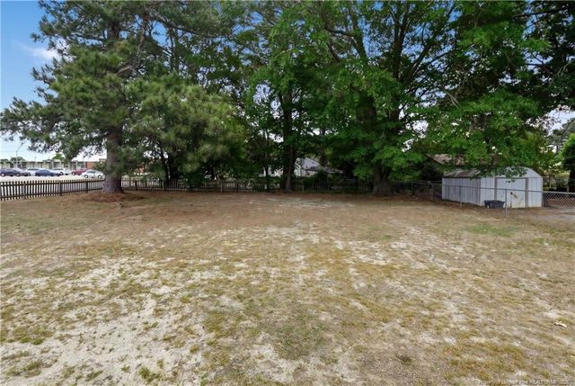 5164 Double Oaks Drive, Fayetteville, NC 28306