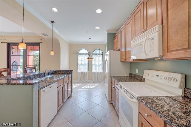11945 Alegria ST 903, Fort Myers, FL 33912
