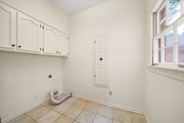8294 BLAIR LN, Germantown, TN 38139