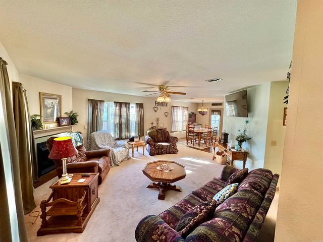 404 Massey Ave., Mountain View, AR 72560