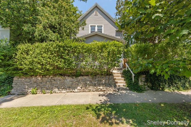 847 Innes Street NE, Grand Rapids, MI 49503