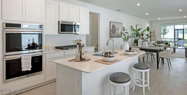 3130 ADELAIDE Road, Green Cove Springs, FL 32043