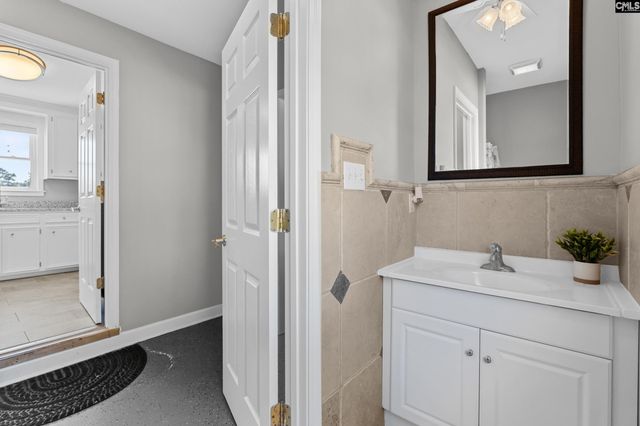 120 Blackburn Road W, Irmo, SC 29063