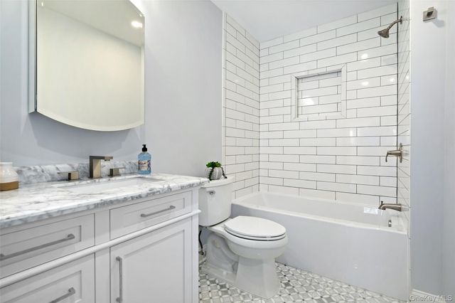 35 Summit Drive, Mahopac, NY 10541