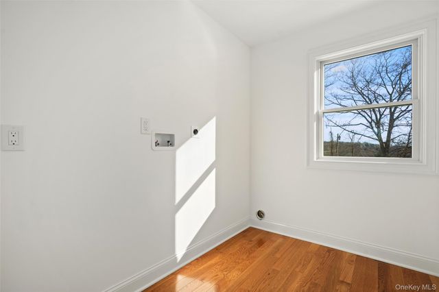 35 Summit Drive, Mahopac, NY 10541