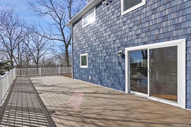 35 Summit Drive, Mahopac, NY 10541