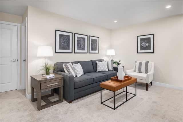 106 Scenic Ridge Drive, Robinson Twp, PA 15205