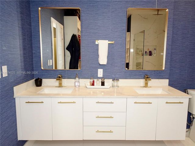 668 NE 191st Street 0, Miami, FL 33179