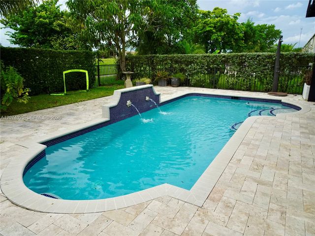 668 NE 191st Street 0, Miami, FL 33179