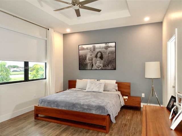 668 NE 191st Street 0, Miami, FL 33179