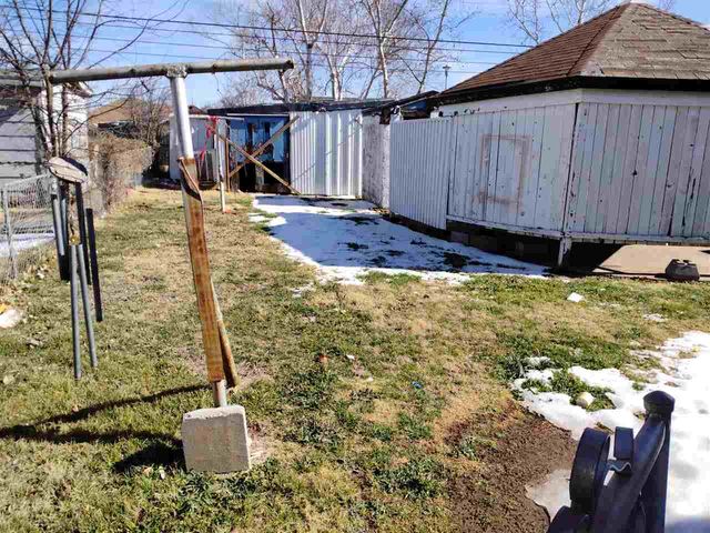 809 NW 53rd St, Lawton, OK 73505