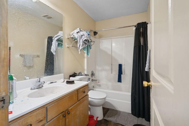 1599 Rice Street, Saint Paul, MN 55117