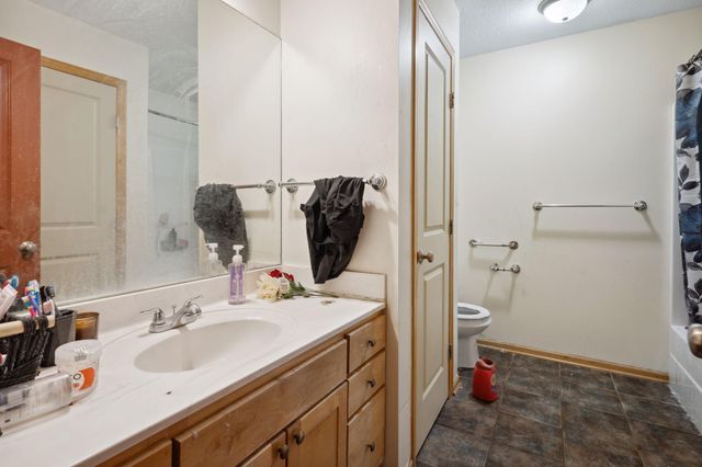 1599 Rice Street, Saint Paul, MN 55117