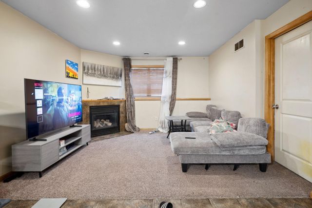 1599 Rice Street, Saint Paul, MN 55117