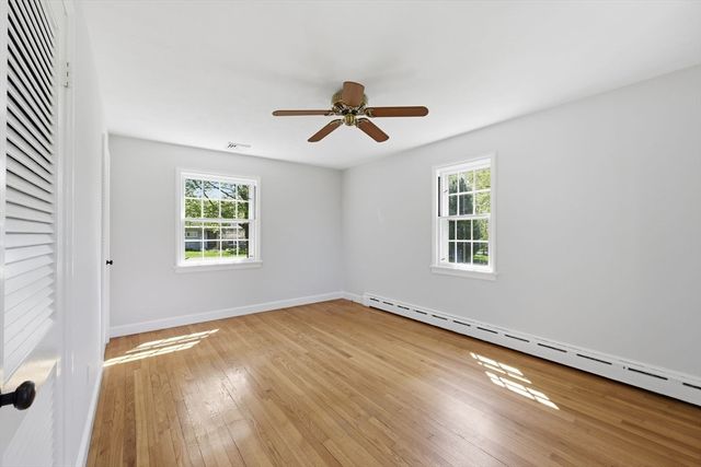 11 Pheasant Hill, Granby, MA 01033