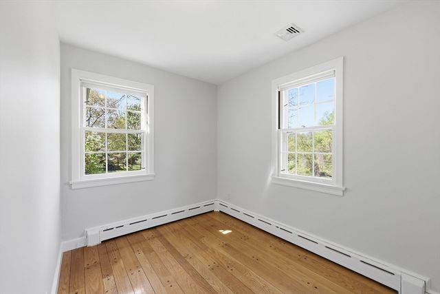 11 Pheasant Hill, Granby, MA 01033