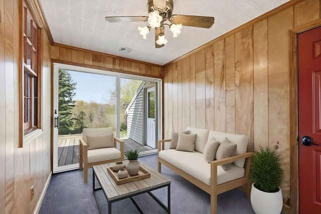 11 Pheasant Hill, Granby, MA 01033