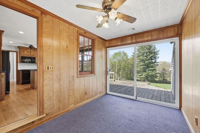 11 Pheasant Hill, Granby, MA 01033