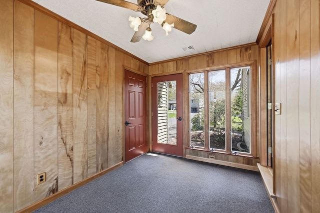 11 Pheasant Hill, Granby, MA 01033