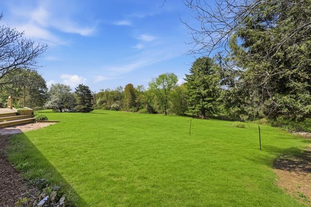 11 Pheasant Hill, Granby, MA 01033