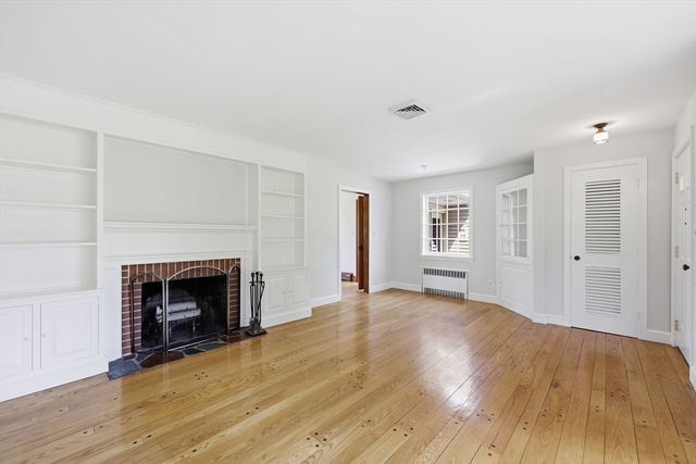 11 Pheasant Hill, Granby, MA 01033
