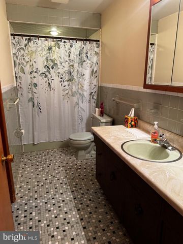 2571 BARTHOLOMEW DR, Vineland, NJ 08361