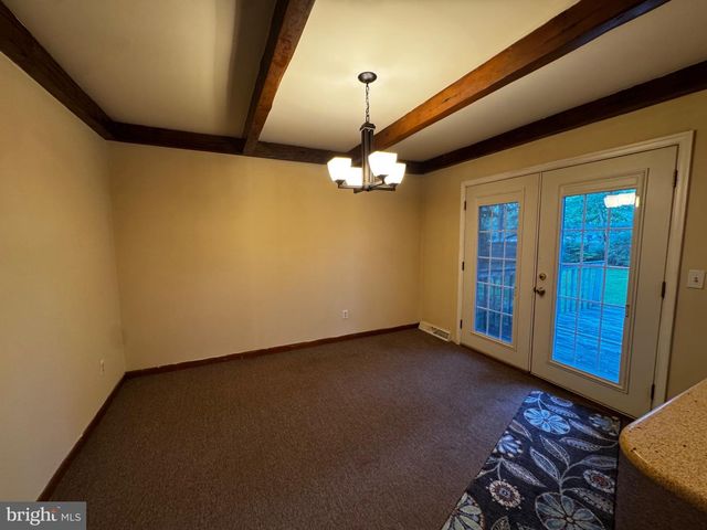 2571 BARTHOLOMEW DR, Vineland, NJ 08361