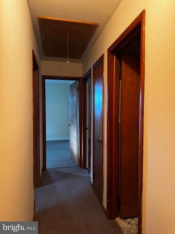 2571 BARTHOLOMEW DR, Vineland, NJ 08361