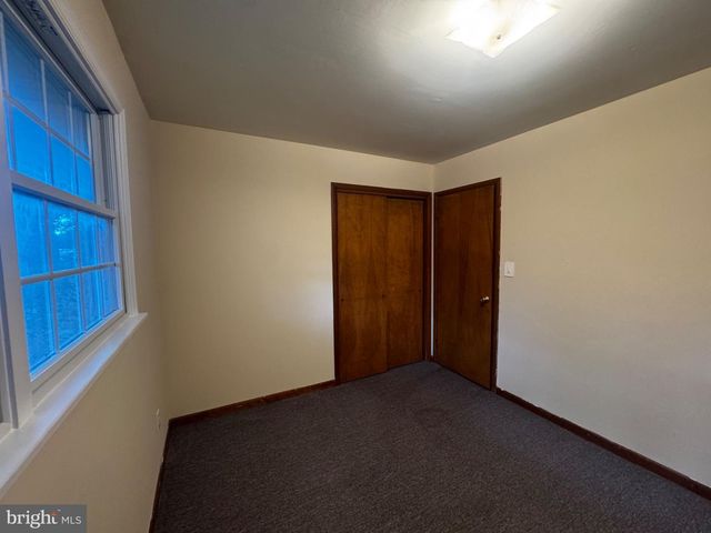 2571 BARTHOLOMEW DR, Vineland, NJ 08361