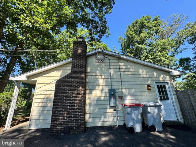 2571 BARTHOLOMEW DR, Vineland, NJ 08361