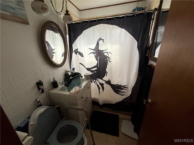 36 Crane Place 32, Tonawanda, NY 14150