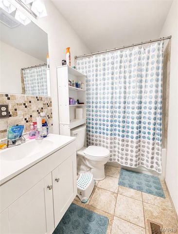 1454 De Porres Lane, St Charles, MO 63304