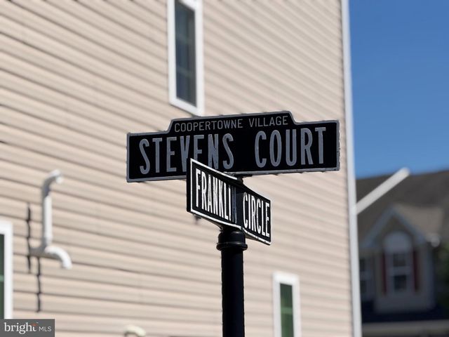1 STEVENS CT, Somerdale, NJ 08083