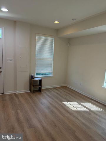 1 STEVENS CT, Somerdale, NJ 08083