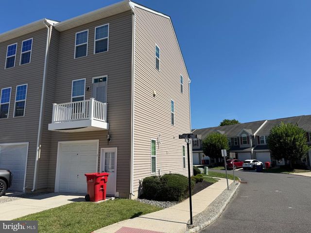 1 STEVENS CT, Somerdale, NJ 08083