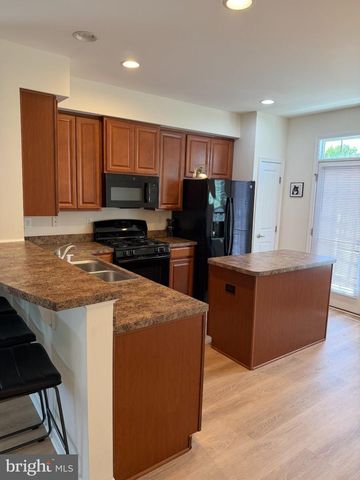 1 STEVENS CT, Somerdale, NJ 08083