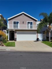 709 Oceanhill, Huntington Beach, CA 92648