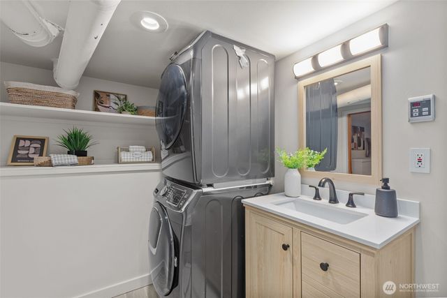 4219 S Mead Street, Seattle, WA 98118