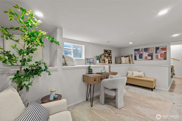 4219 S Mead Street, Seattle, WA 98118