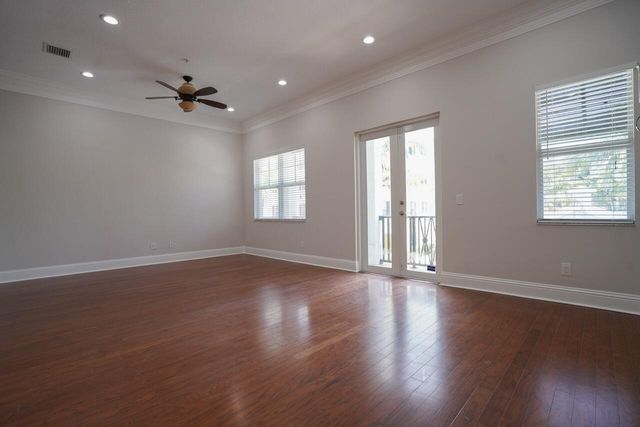 214 S Latitude Circle, Delray Beach, FL 33483