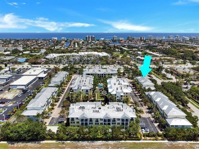 214 S Latitude Circle, Delray Beach, FL 33483
