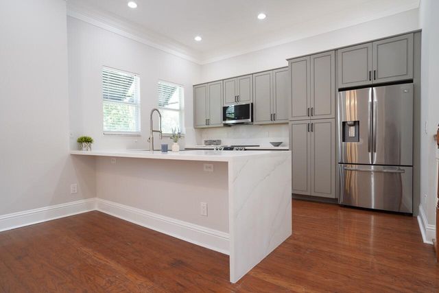 214 S Latitude Circle, Delray Beach, FL 33483